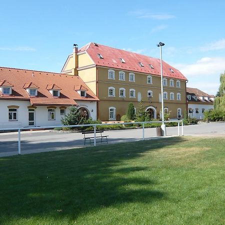 Hotel Na Statku Neprevazka Экстерьер фото