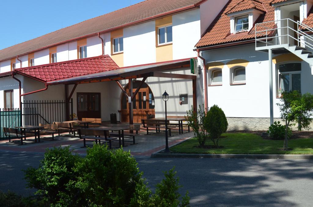 Hotel Na Statku Neprevazka Экстерьер фото