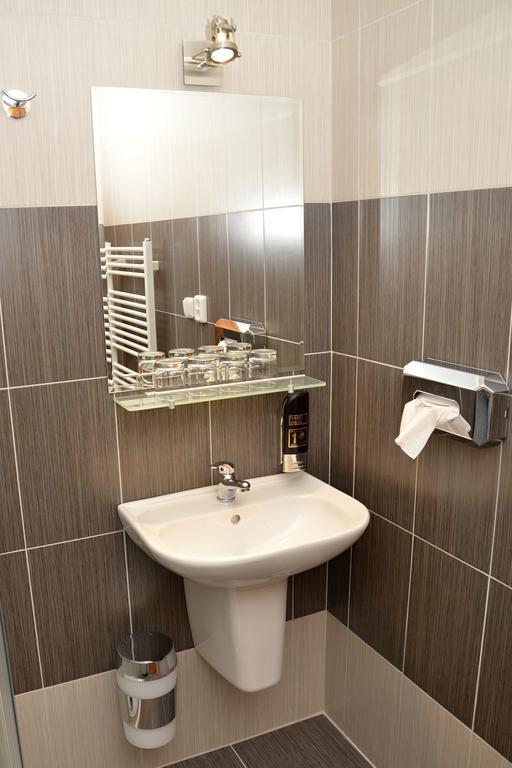 Hotel Na Statku Neprevazka Экстерьер фото